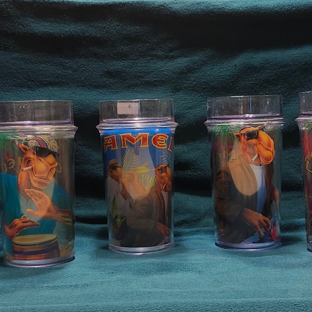 Camel Design Glass Set - Picture 4 of 4